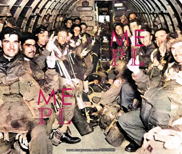 : Men of the British First Airborne Division in a glider : Men of the British First Airborne Division in a glider