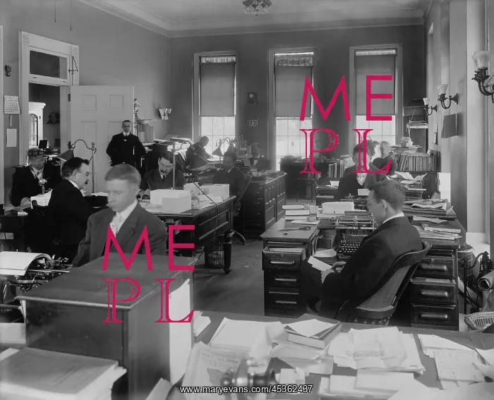 : Men at desks in White House Executive Office, Dec : Men at desks in White House Executive Office, Dec