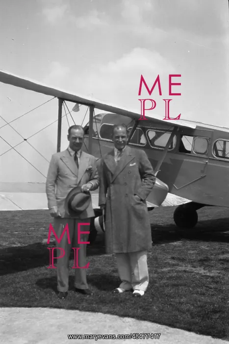 : Two men and a Dragon Rapide : Two men and a Dragon Rapide