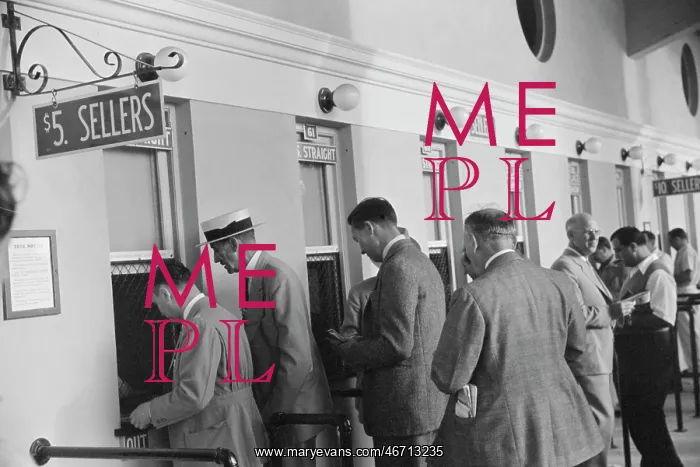: Men - Gambling - Horse Race : Men - Gambling - Horse Race
