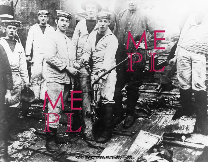 : Men of HMS Prince Eugene at Ostend, Belgium, WW1 : Men of HMS Prince Eugene at Ostend, Belgium, WW1