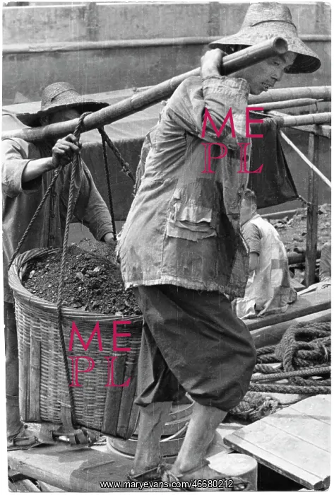 : men - occupations - excavation - China - historical - : men - occupations - excavation - China - historical -