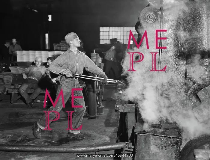 : Men - Occupations - Factory - Manufacturing : Men - Occupations - Factory - Manufacturing
