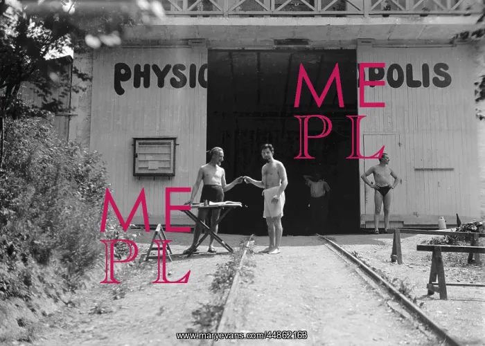 : MEN AT PHYSIOPOLIS : MEN AT PHYSIOPOLIS