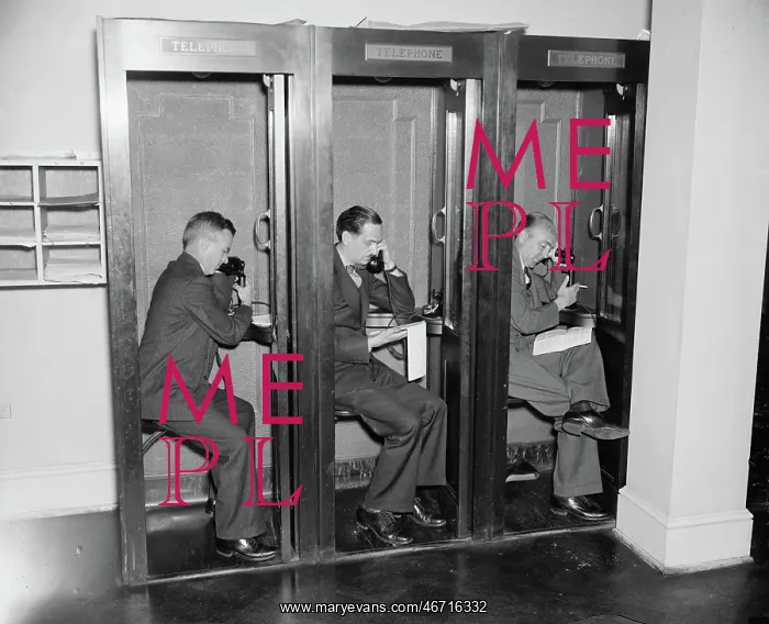 : Men - Telephone - Booths Communication : Men - Telephone - Booths Communication