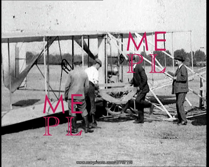 : Men Working To Raise An Early Wright Brothers : Men Working To Raise An Early Wright Brothers