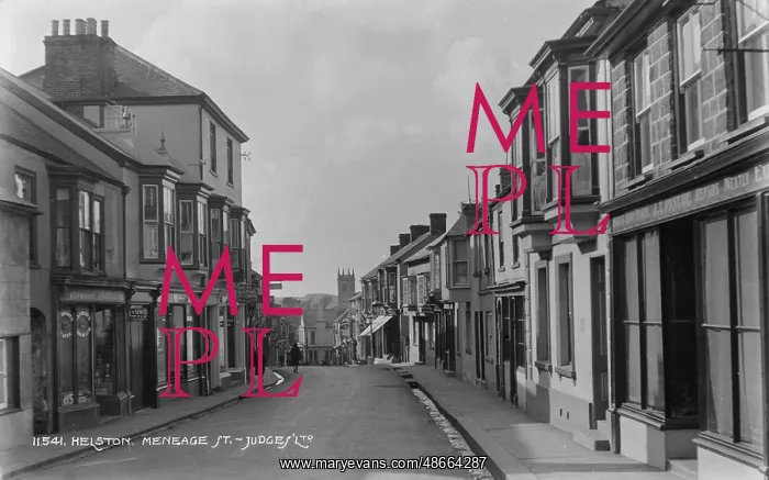 : Menage Street in Helston : Menage Street in Helston