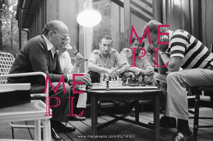 : Menahem Begin and Zbigniew Brzezinski play ? : Menahem Begin and Zbigniew Brzezinski play ?