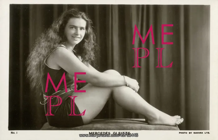 : Mercedes Gleitze : Mercedes Gleitze