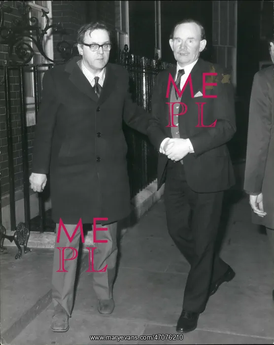 : Merlyn Rees and RUC Chief Constable, Downing Street : Merlyn Rees and RUC Chief Constable, Downing Street