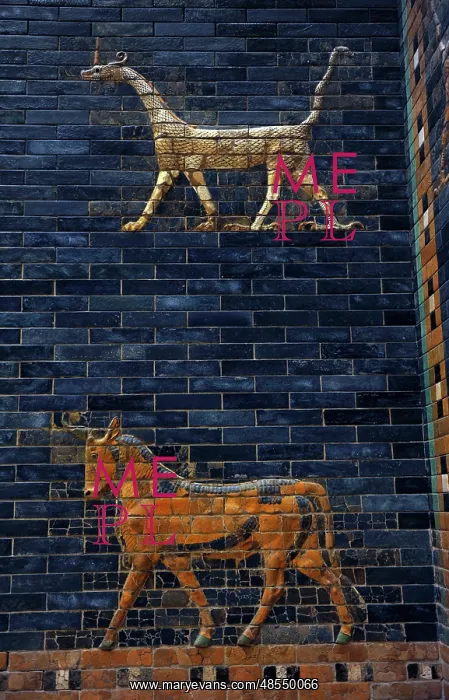 : Mesopotamian art. Neo-Babylonian. Ishtar Gate. Dragon and au : Mesopotamian art. Neo-Babylonian. Ishtar Gate. Dragon and au