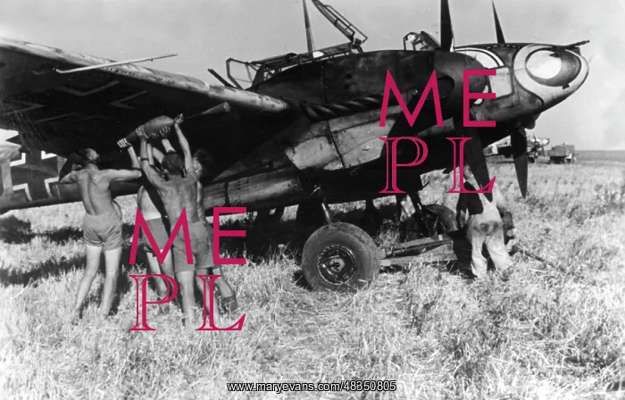 : Messerschmitt Me 110, 1942 : Messerschmitt Me 110, 1942