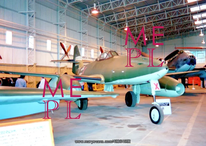  : Messerschmitt Me 262A VK893