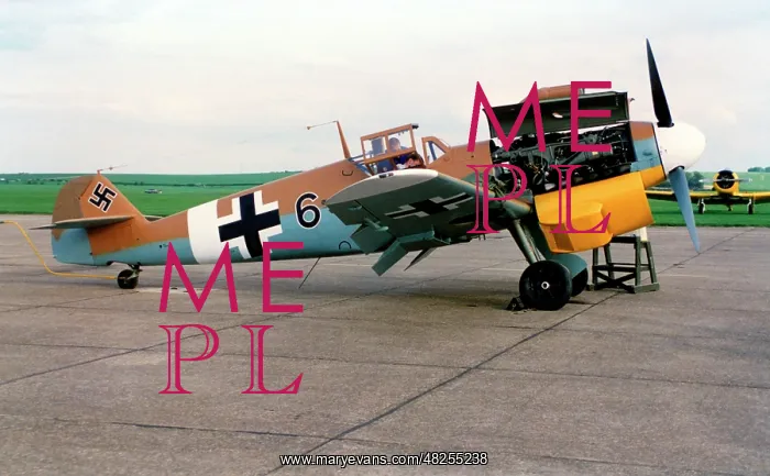 : Messerschmitt Bf 109G-2 G-USTV - Black 6 : Messerschmitt Bf 109G-2 G-USTV - Black 6