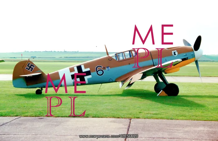 : Messerschmitt Bf 109G-2 G-USTV / Black 6 : Messerschmitt Bf 109G-2 G-USTV / Black 6