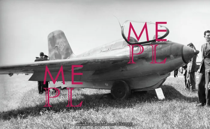 : Messerschmitt Me-163 Komet : Messerschmitt Me-163 Komet
