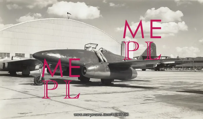 : Messerschmitt Me-262 Schwalbe : Messerschmitt Me-262 Schwalbe