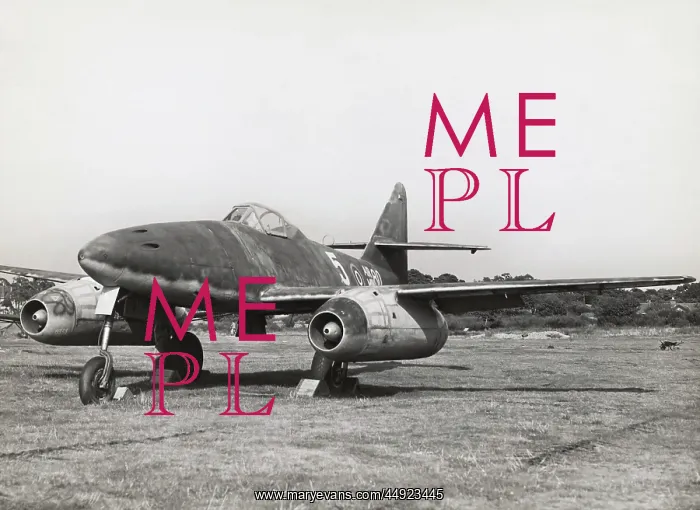 : Messerschmitt Me-262A-1A Schwalbe : Messerschmitt Me-262A-1A Schwalbe