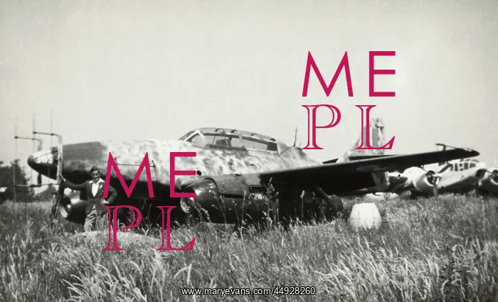 : Messerschmitt Me-262B-1A Schwalbe : Messerschmitt Me-262B-1A Schwalbe
