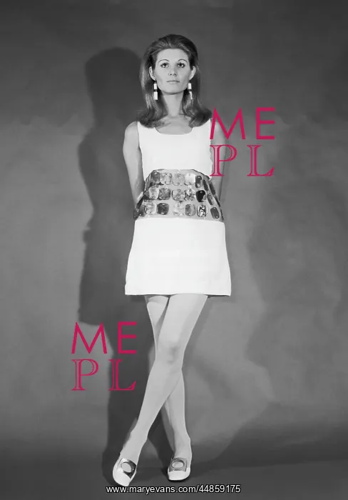 : METAL DISC DRESS 1968 : METAL DISC DRESS 1968