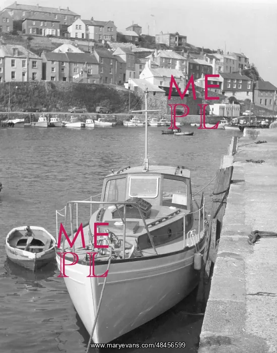 : MEVAGISSEY HARBOUR : MEVAGISSEY HARBOUR