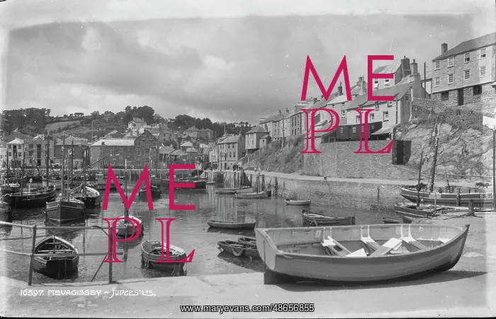 : Mevagissey Harbour : Mevagissey Harbour