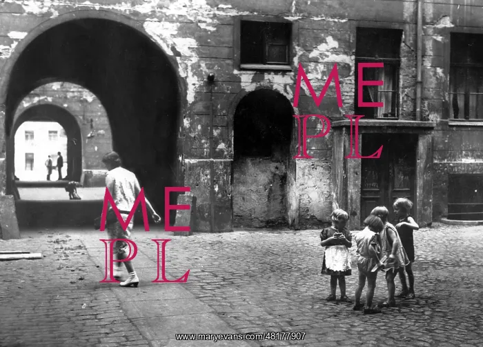 : Meyers Hof in Berlin, 1932 : Meyers Hof in Berlin, 1932