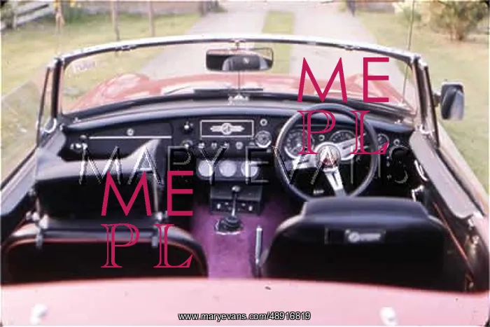  : MGB ROADSTER INTERIOR