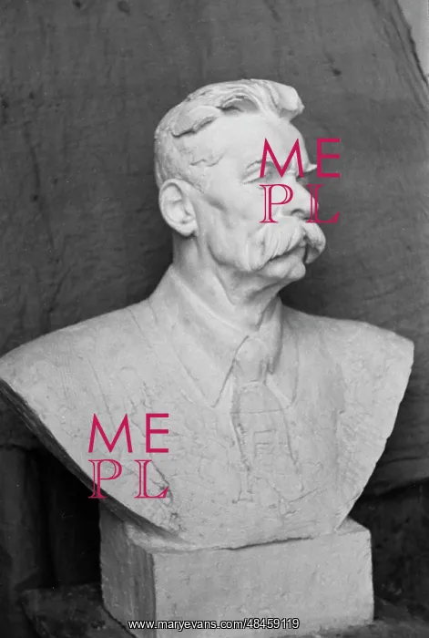 : M.Gorky monument : M.Gorky monument