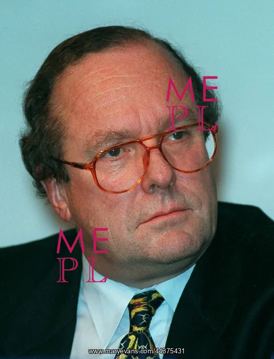  : Michael Ancram MP