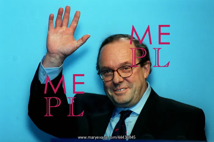  : Michael Ancram MP