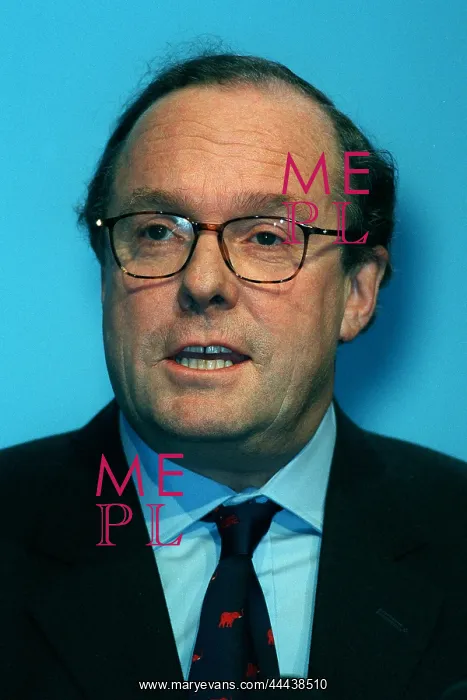  : Michael Ancram MP
