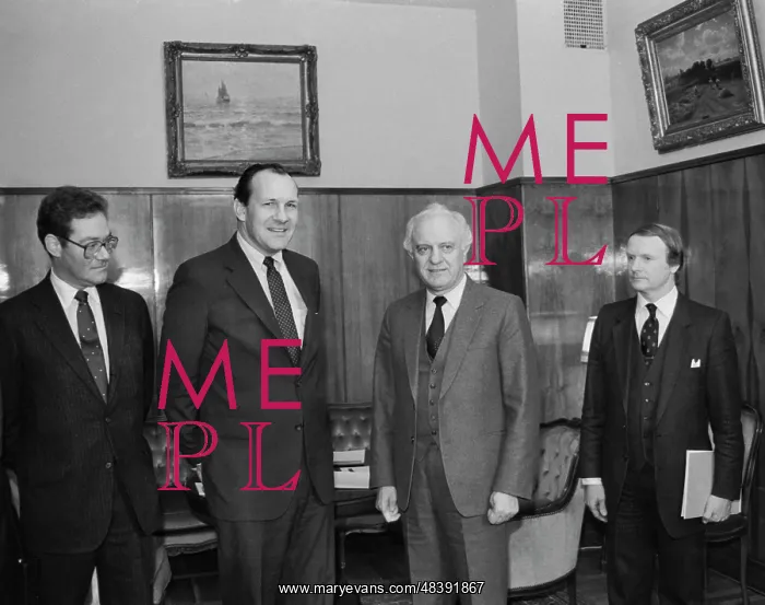 : Michael Armacost visits USSR : Michael Armacost visits USSR