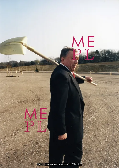 : Michael Haupl with spade : Michael Haupl with spade