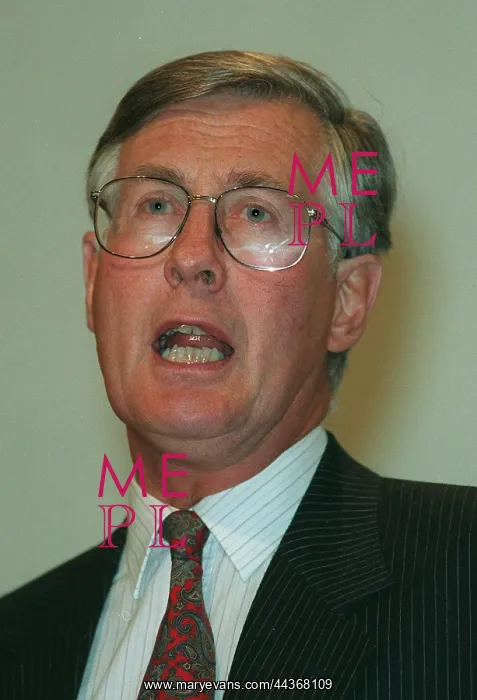  : Michael Meacher MP