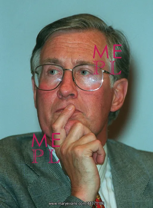 : Michael Meacher MP