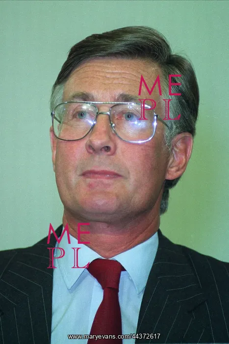  : Michael Meacher MP