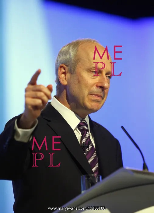 : Michael Sandel : Michael Sandel