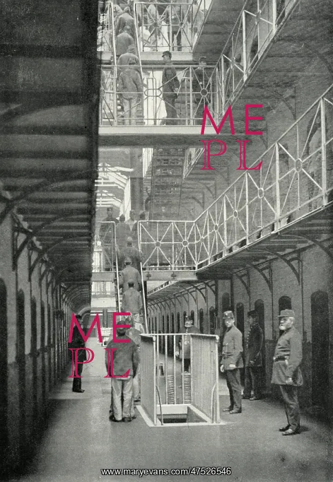 : Midday mealtime, Wormwood Scrubs Prison, West London : Midday mealtime, Wormwood Scrubs Prison, West London