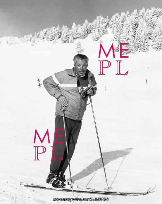  : MIDDLE AGED SKIER