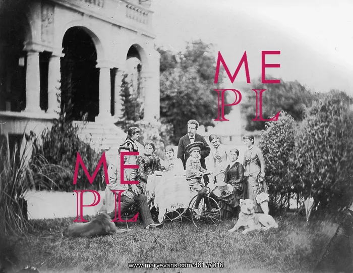 : Middle class family, 1887 : Middle class family, 1887