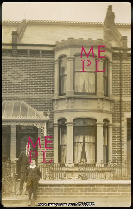 : MIDDLE CLASS TERRACE : MIDDLE CLASS TERRACE