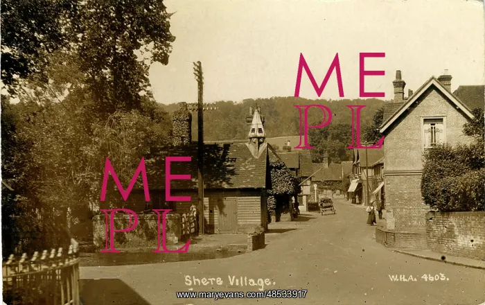 : Middle Street, Shere, Guildford, England : Middle Street, Shere, Guildford, England