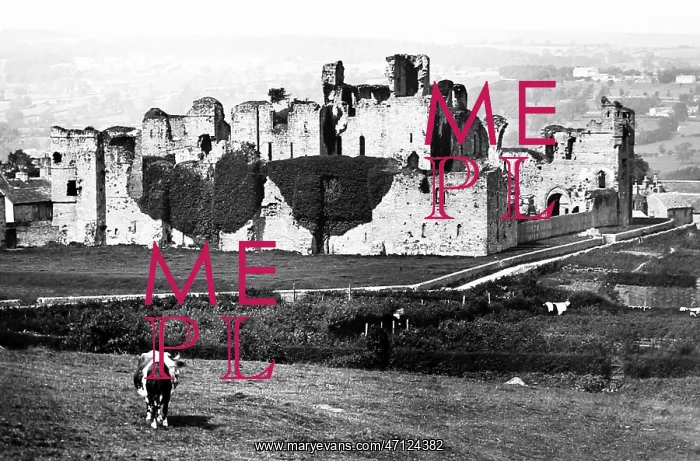  : Middleham Castle - Victorian period