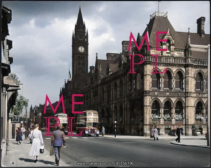 : MIDDLESBROUGH TOWN HALL : MIDDLESBROUGH TOWN HALL