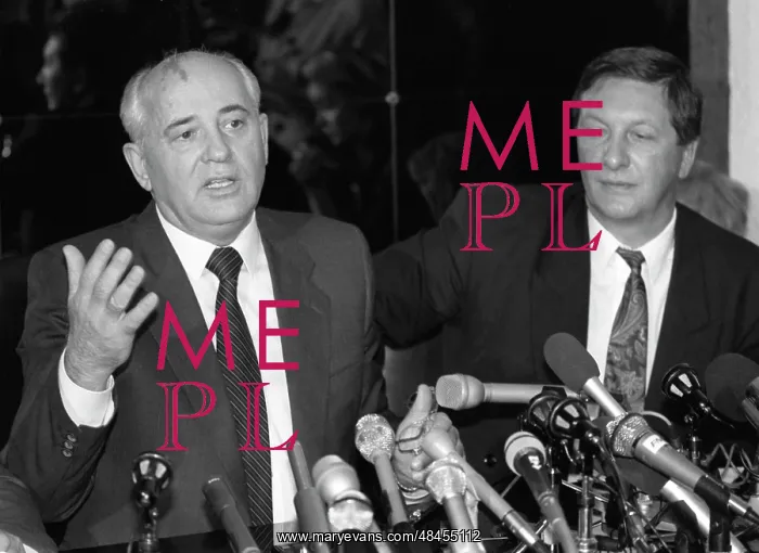 : Mikhail Gorbachev and Konstantin Borovoi at press : Mikhail Gorbachev and Konstantin Borovoi at press