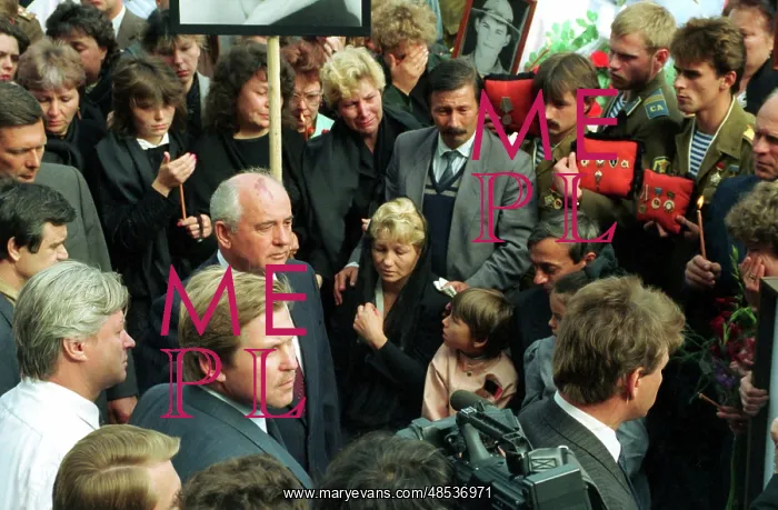 : Mikhail Gorbachev at mourning procession, 1991 : Mikhail Gorbachev at mourning procession, 1991