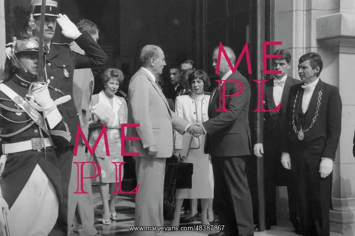 : Mikhail Gorbachev visits France : Mikhail Gorbachev visits France