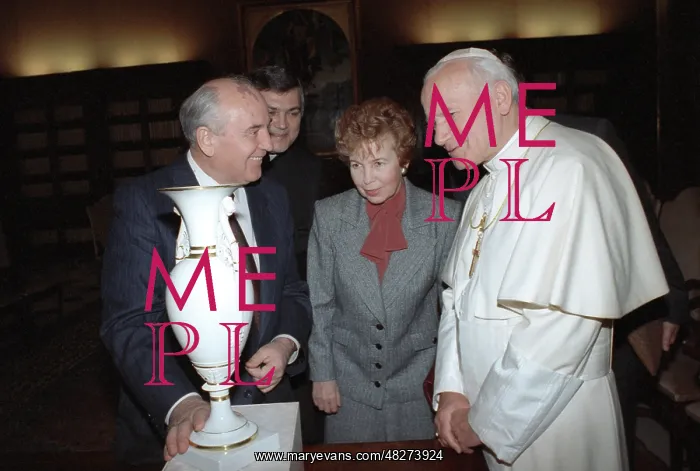 : Mikhail Gorbachev visits Italy, 1990 : Mikhail Gorbachev visits Italy, 1990
