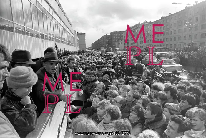 : Mikhail Gorbachev visits Norilsk, 1988 : Mikhail Gorbachev visits Norilsk, 1988